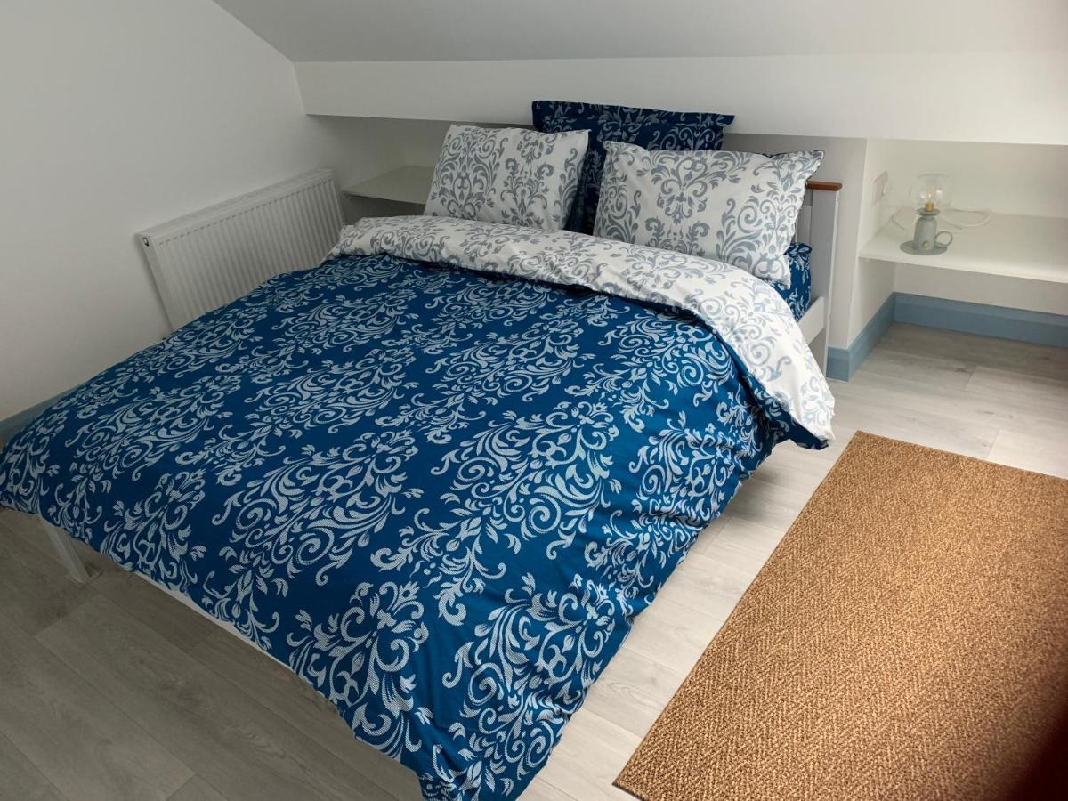 Blue Pearl Apartment Downings Esterno foto